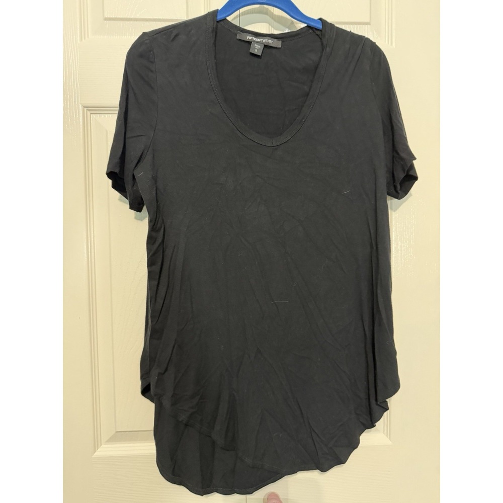 Fifteen‎ Twenty Women's Black Tshirt Size Small